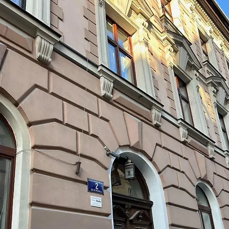 Loft Studio In Krakow Old Town - Ac, Netflix, Prime דירה קרקוב