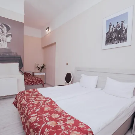 Loft Studio In Krakow Old Town - Ac, Netflix, Prime Apartment *