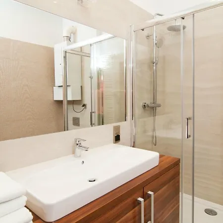 Loft Studio In Krakow Old Town - Ac, Netflix, Prime Lägenhet