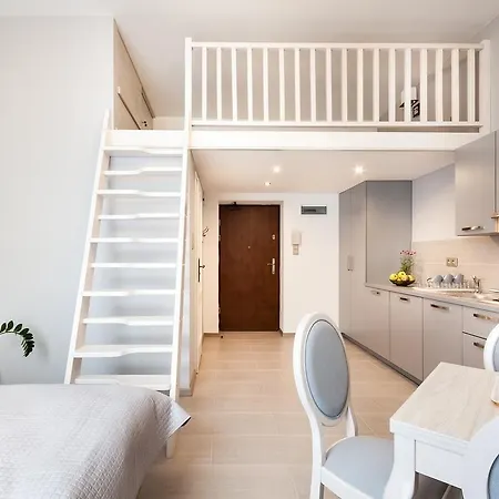 Loft Studio In Krakow Old Town - Ac, Netflix, Prime Lägenhet *