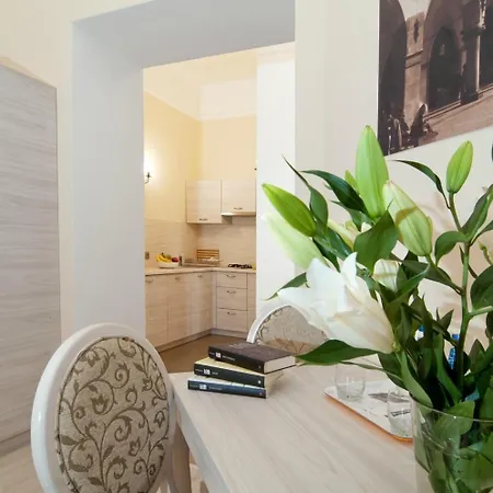 Loft Studio In Krakow Old Town - Ac, Netflix, Prime Lägenhet